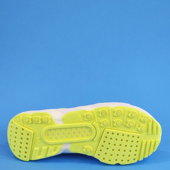 Adidas ZX 22 BOOST Sand/Cloud White/Yellow Tint Women's Sneakers GW8317 NWT - Picture 4 of 6